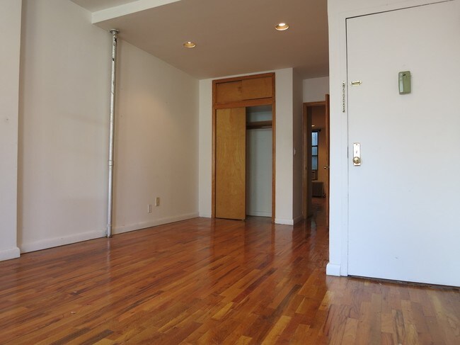 Sala de estar - 801-803 Ninth Ave