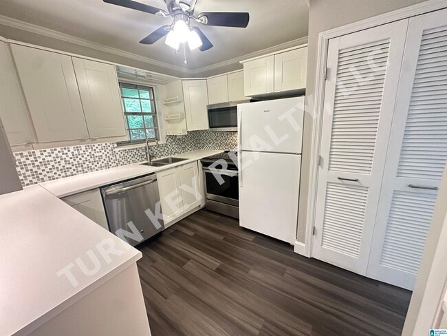 Building Photo - 2202 Montreat Cir