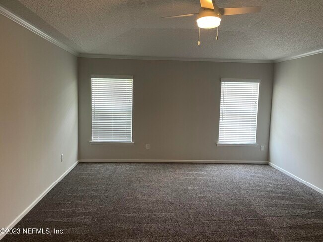 Foto del edificio - 65 Waterbridge Pl