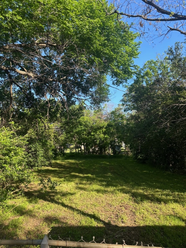 Building Photo - 3821 Homan Ave