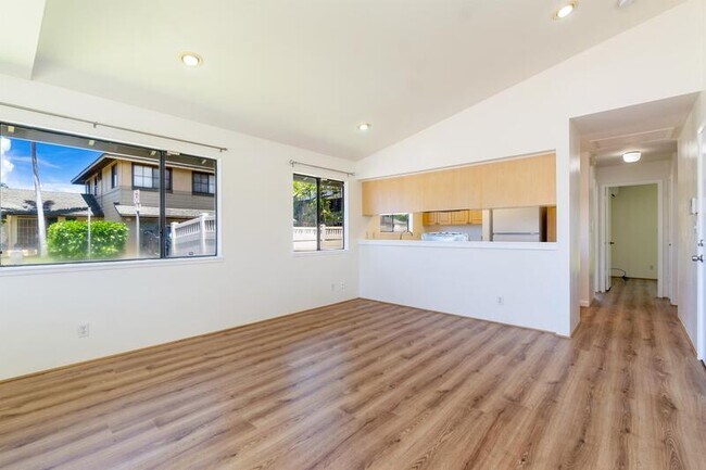 Building Photo - 91-1018 Kanio St - Manager: