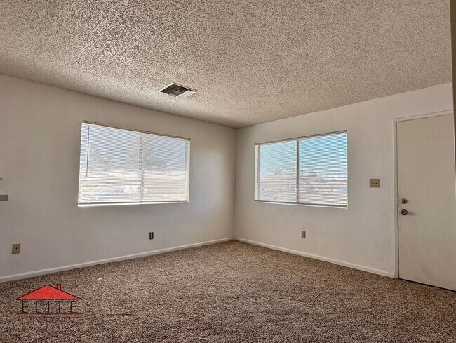 Building Photo - 532CO