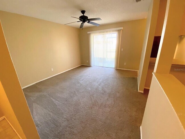 Building Photo - 4239 Pershing Pointe Pl
