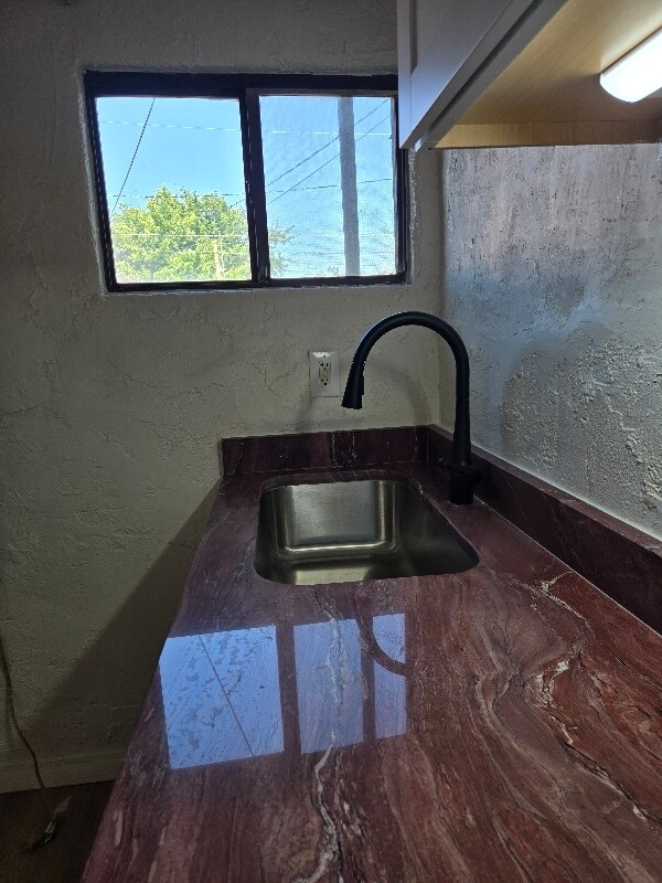Foto del edificio - 707 12th St SW