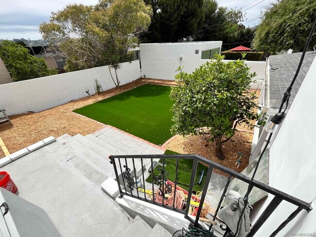 Foto del edificio - 3765 Elliott St
