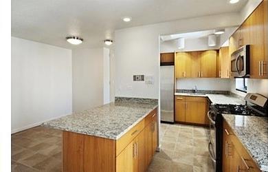 Foto del edificio - 360 E 57th St
