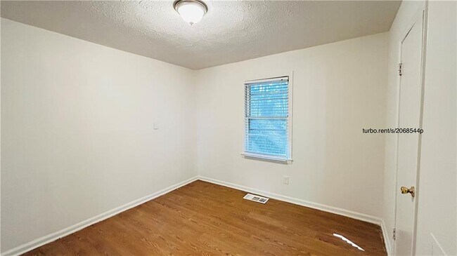 Foto del edificio - 7062 Felton Ln