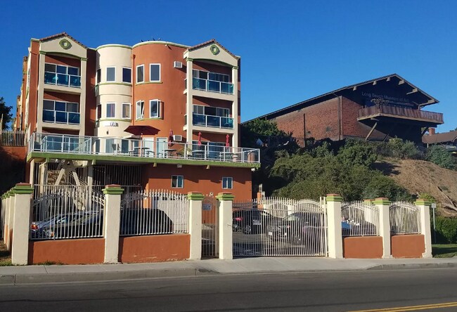 Foto del edificio - 2230 E Ocean Blvd
