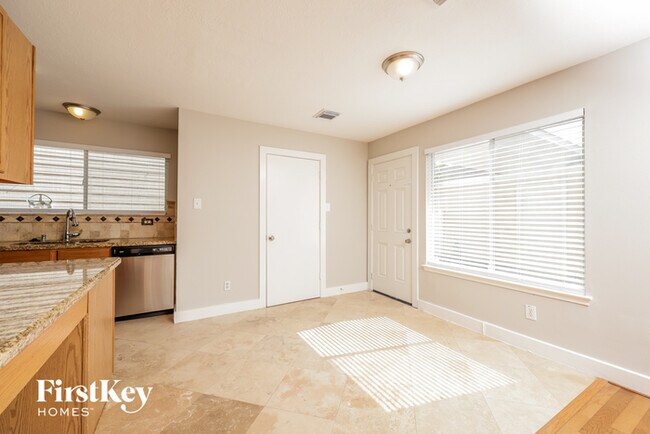 Building Photo - 18819 Atasca Oaks Drive