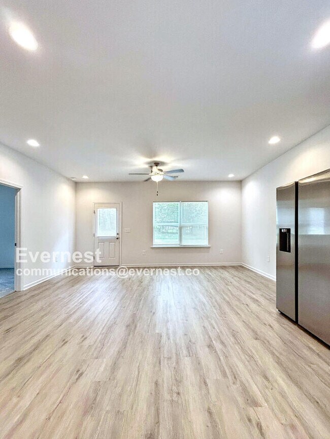 Foto del edificio - 1346 7th Ave SW