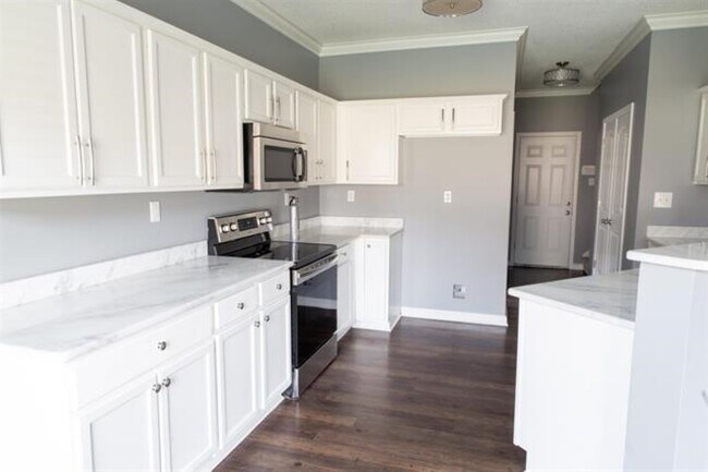 Building Photo - 3430 Roxee Run Cv