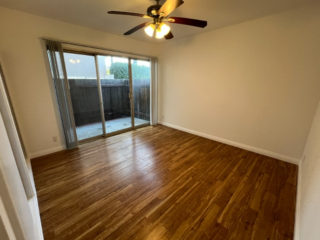 Foto del edificio - 244 5th St