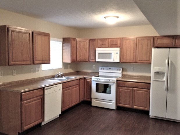 Building Photo - 1240 Cynthiana Ct