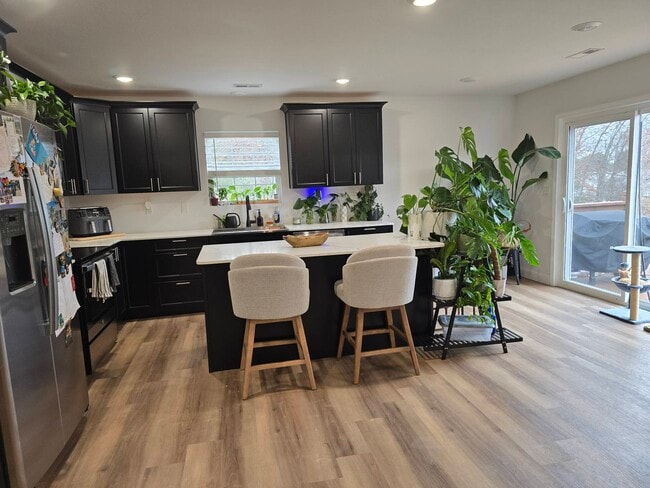 Building Photo - 22418 Rack Dr