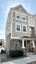 Building Photo - 1071 N Sherman Dr