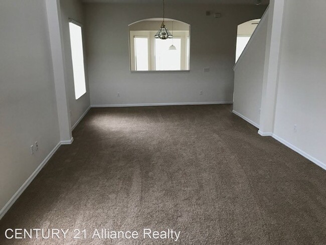 Building Photo - 4 br, 2.5 bath House - 13443 Mandalay Place