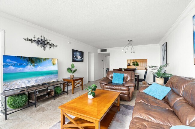 Foto del edificio - 1170 NE 191st St