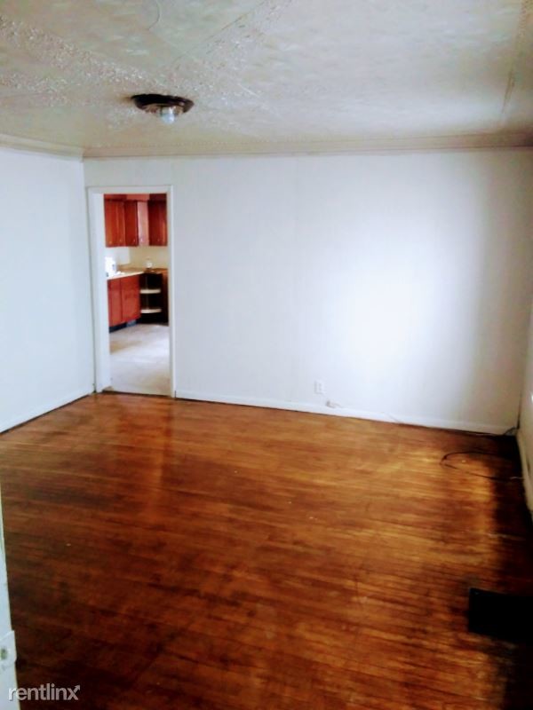 Building Photo - 4 br, 1 bath House - 1214 N State Street
