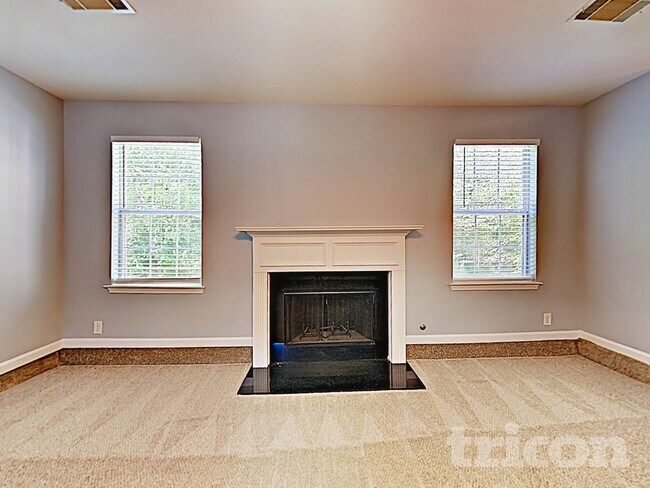 Building Photo - 4196 Defoors Farm Dr