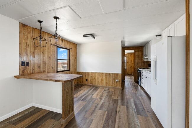 Building Photo - 820 Beefway Ranch Ct