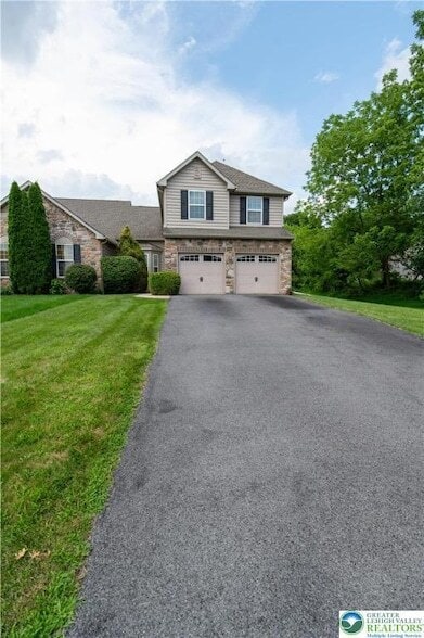 Building Photo - 835 Spring White Dr