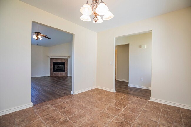 Foto del edificio - ***541 Tamarron Drive***
