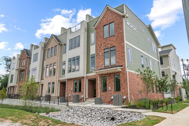 Building Photo - 601 Southgate Ave