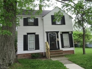 Building Photo - 3824 E Antisdale Rd