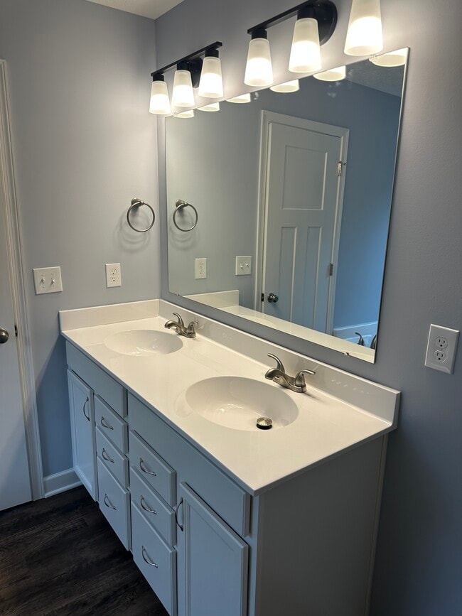 Foto del edificio - 4061 Main St