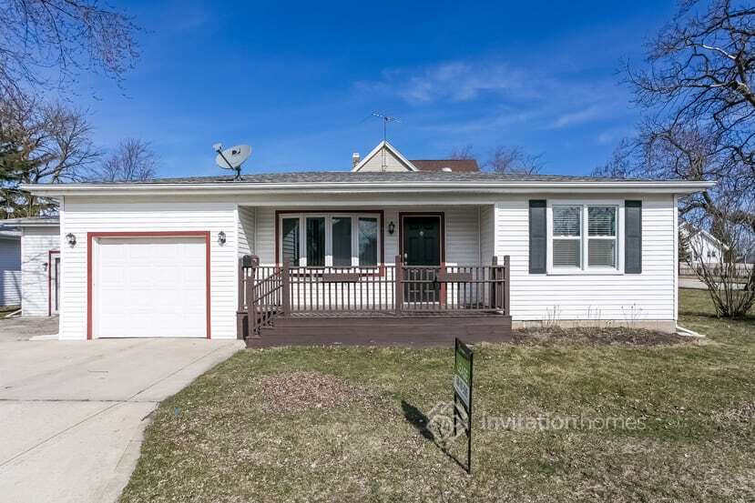 Primary Photo - 751 Hutchins St