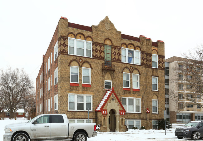 Building Photo - Freda Apartments