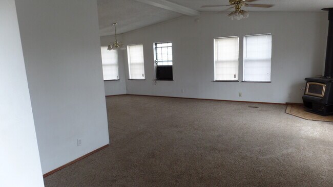 Building Photo - 6951 Trinchera Ln