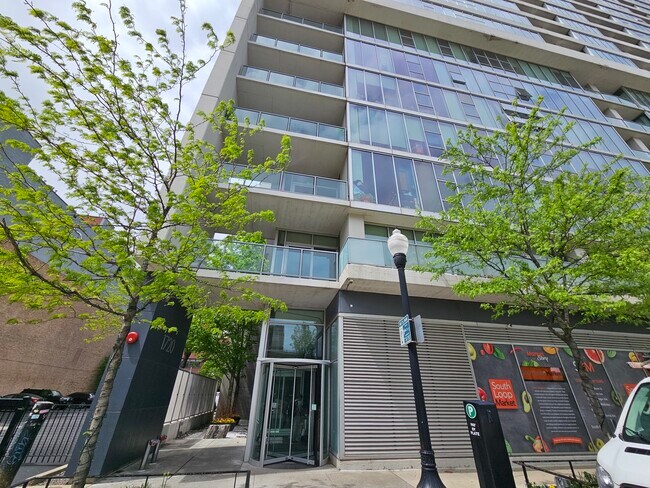 Building Photo - 1720 S Michigan Ave