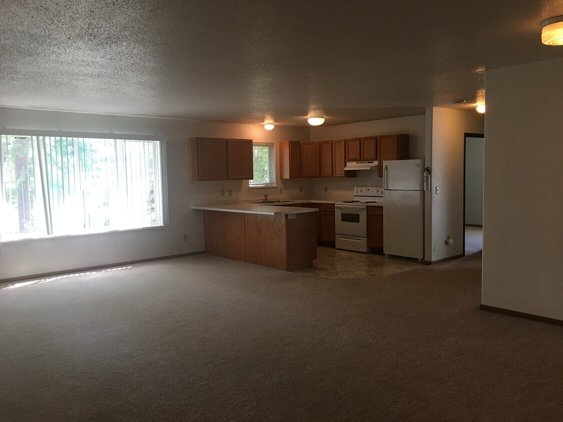 723 22nd St NW Unit 3, Bemidji, MN 56601 723 22nd St NW Bemidji, MN
