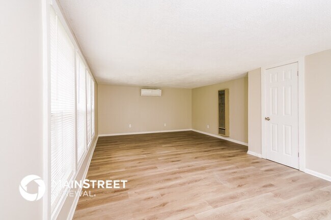Foto del edificio - 1811 E 75th St