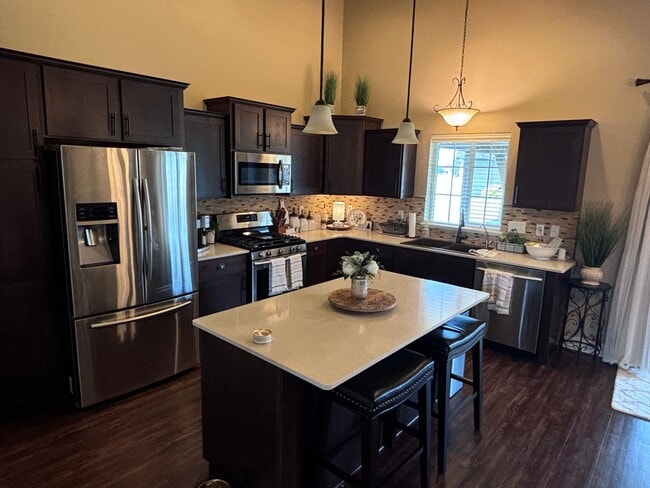 Foto del edificio - Beautiful West End Home