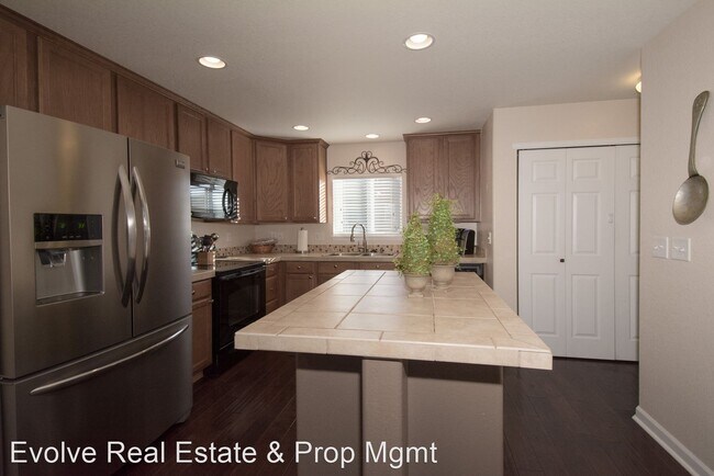 Building Photo - 3 br, 2.5 bath House - 3842 Tranquility Trail