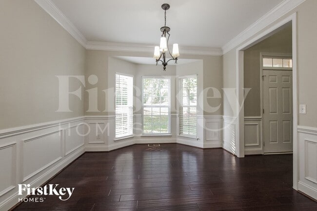 Foto del edificio - 406 Sardis Rd N Alt Rd