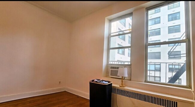 Foto del edificio - 205 E 73rd St