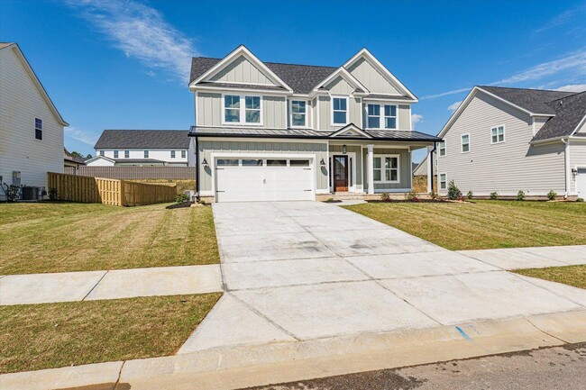 Building Photo - 2987 Rosewood Dr