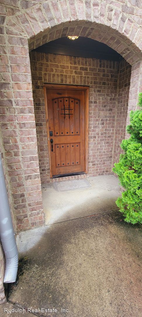 Foto del edificio - 3 br, 2 bath House - 1120 Overlook Dr.