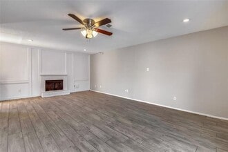 Building Photo - 10839 Sugar Hill Dr