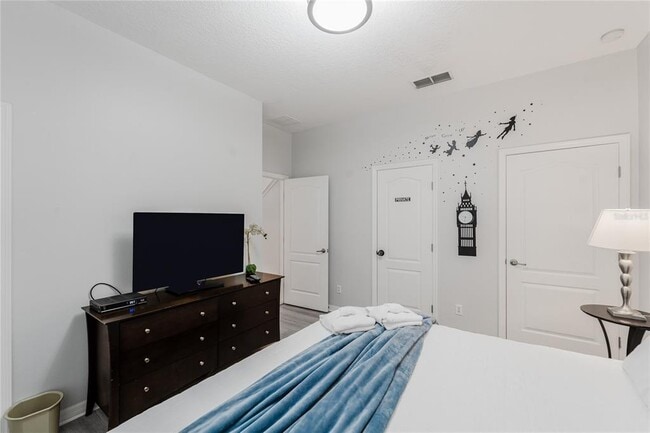 Foto del edificio - 8961 Majesty Palm Rd