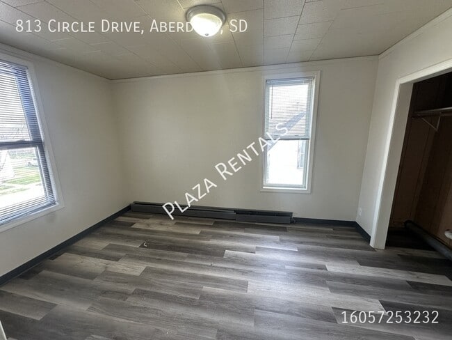 Foto del edificio - 405 S 8th St