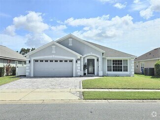 Building Photo - 2823 Maguire Dr