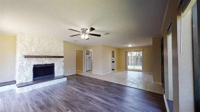 Foto del edificio - 4130 Willow Oak St