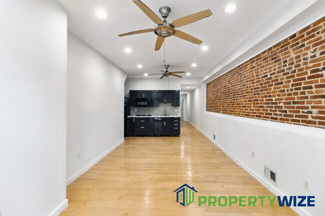 Foto del edificio - 1527 Light St