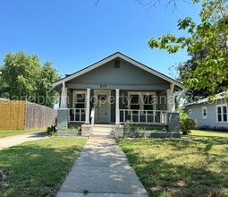 Building Photo - 219 S College Ave