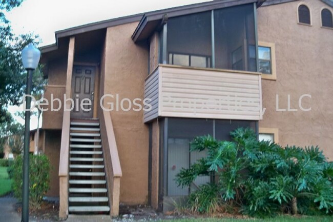 Building Photo - 2 bedroom 2 bath condo in Parkview Village...