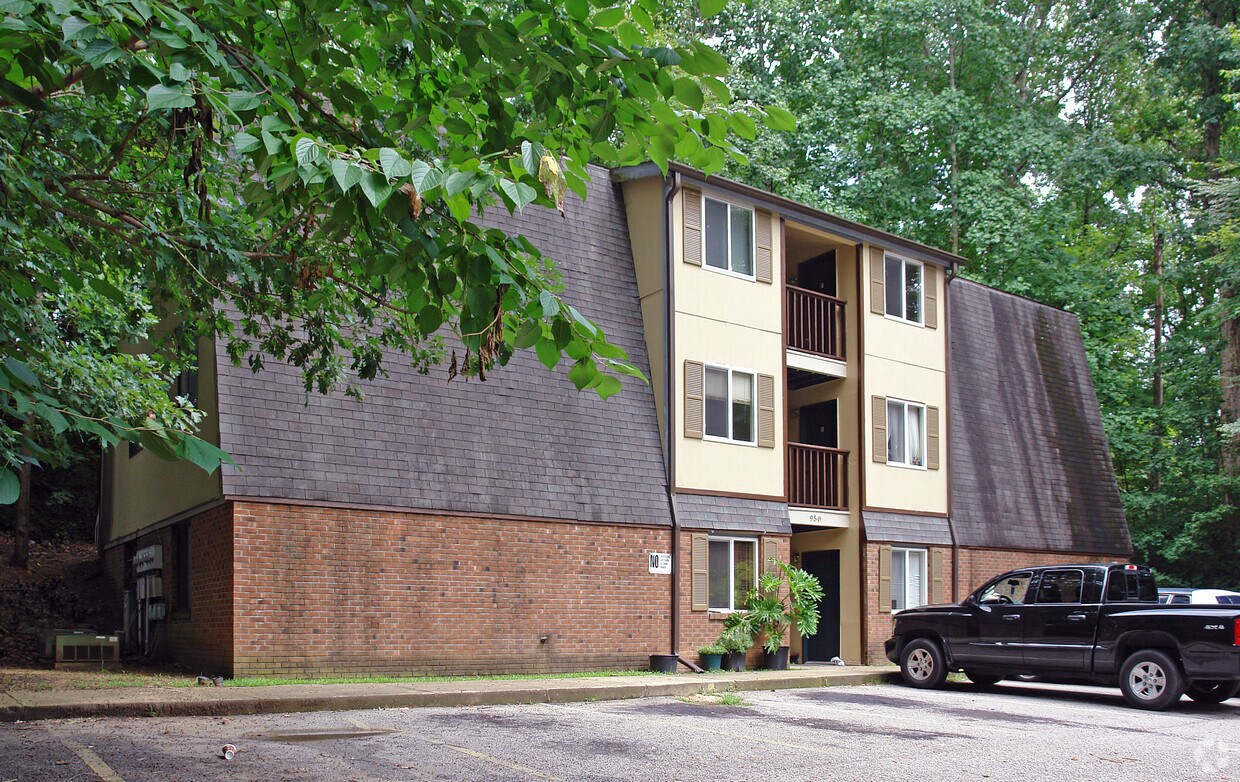 1950 N Raleigh Blvd, Raleigh, NC 27610 Apartments in Raleigh, NC